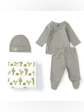 Monica + Andy Hospital Cuddle Box™ in Cactus print